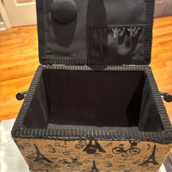 Source Unknown Eiffel Tower Sewing Box - Black and Tan - Picture 4 of 12